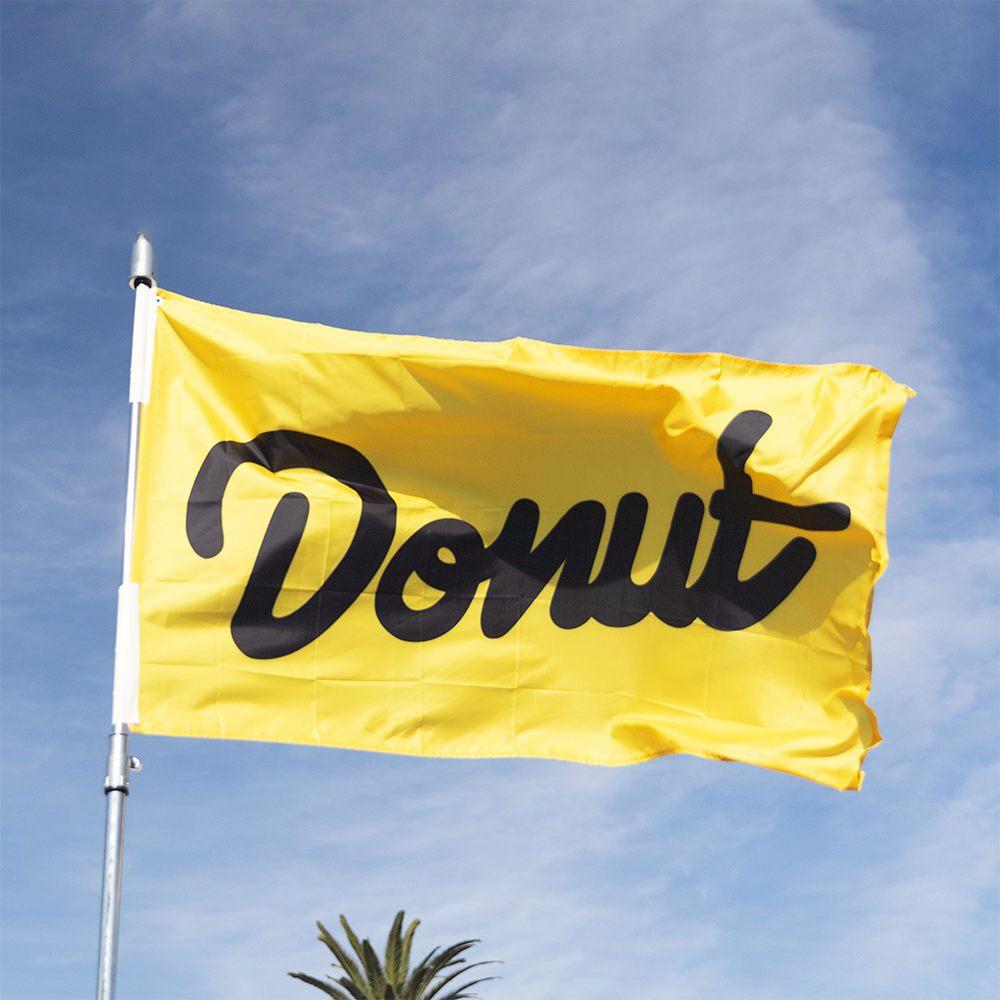 Donut Flag Lifestyle 2