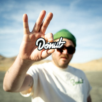 Donut 3D Magnet Hand