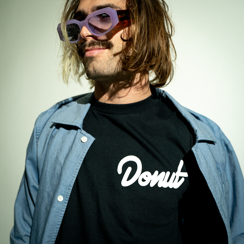 Donut T-Shirt - Black - Lifestyle - 3